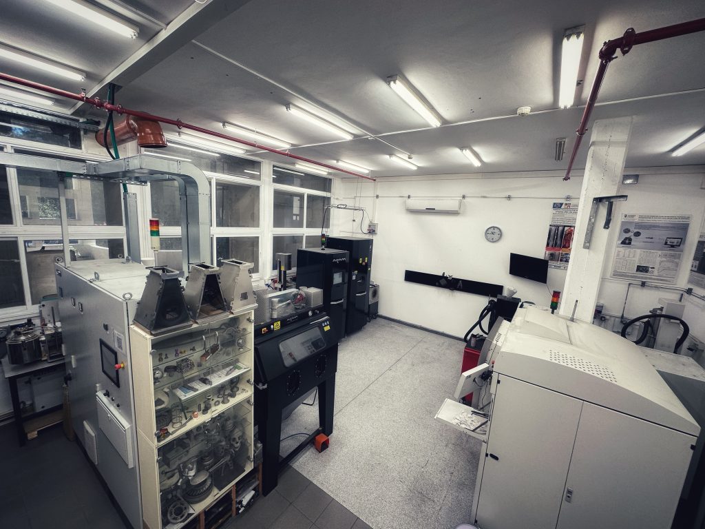 additive-manufacturing